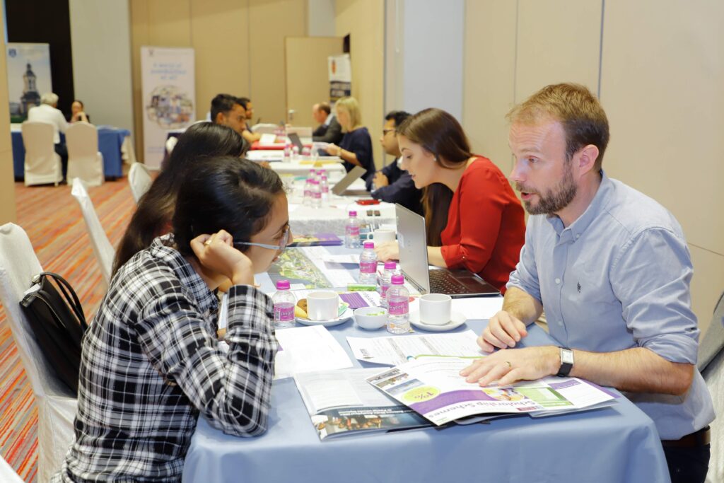 Fateh Consultant Advising On Visa Process